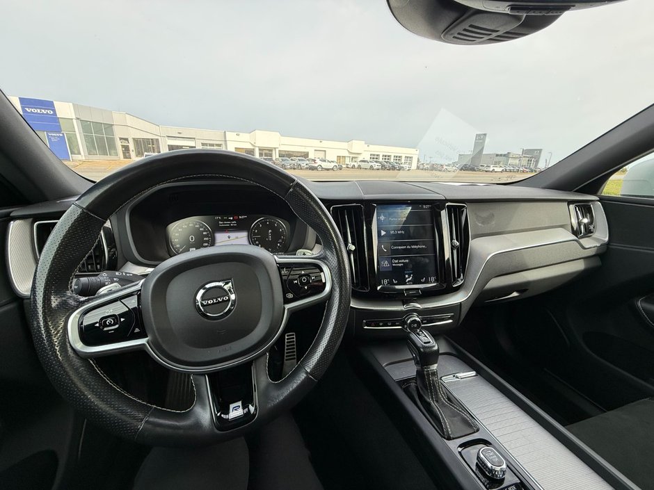 Volvo XC60 R-DESIGN 2019-2