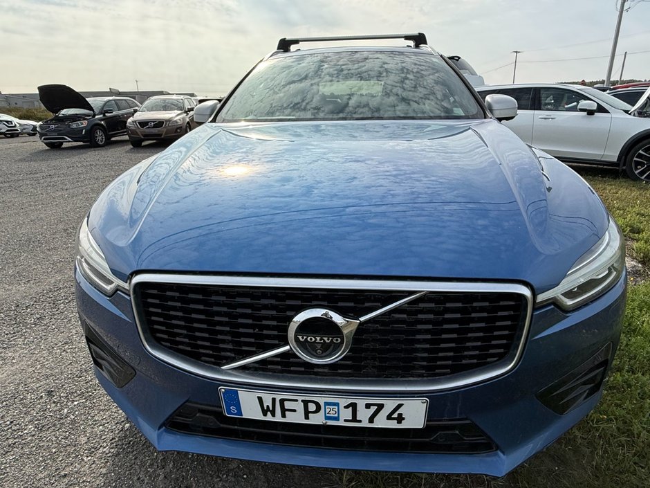 Volvo XC60 R-DESIGN 2019-0