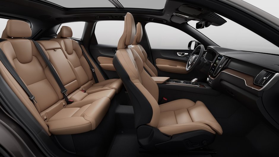 Volvo XC60 Ultra 2025-10