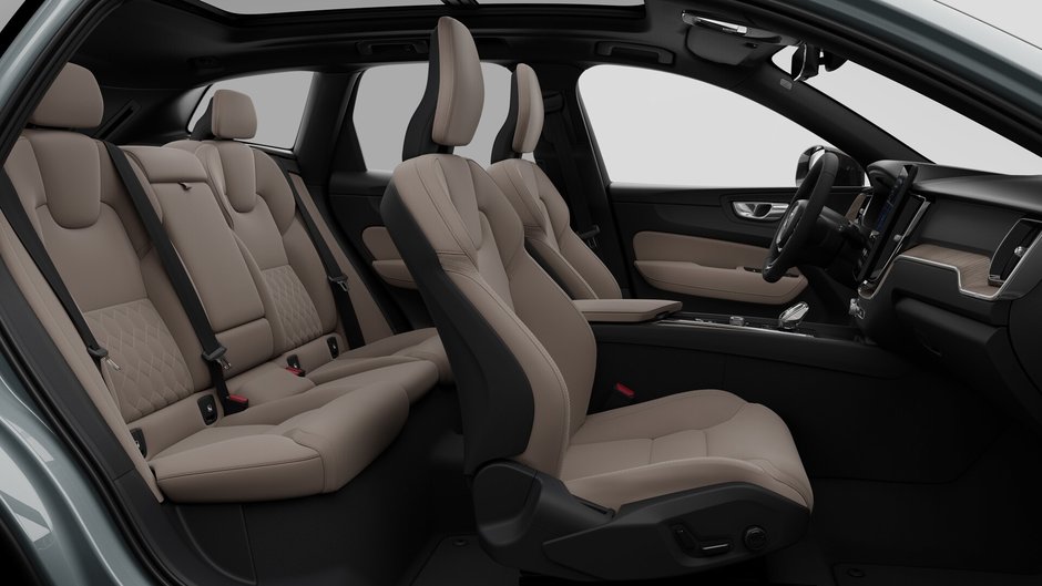 2026 Volvo XC60 Core Dark Theme-12