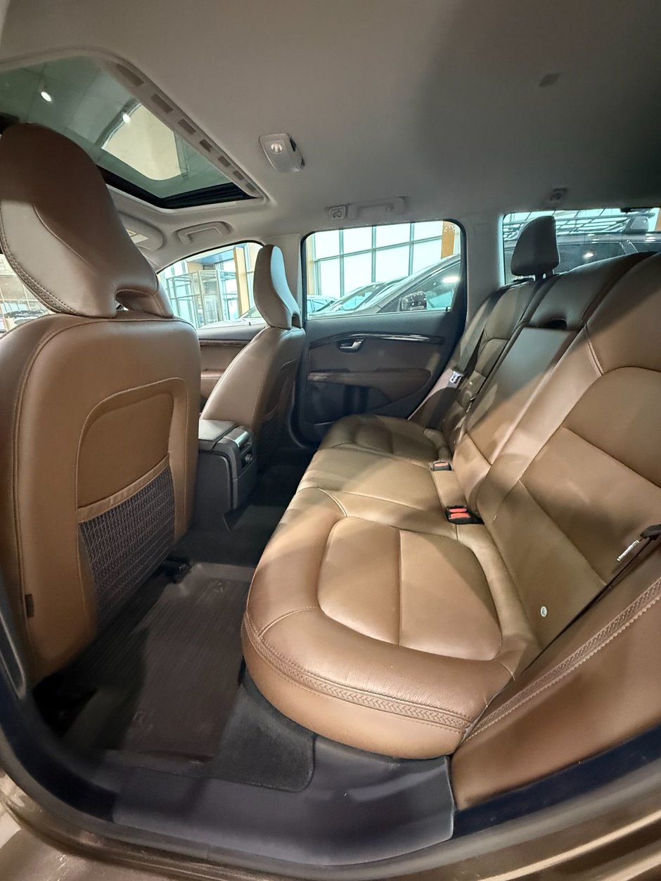 2015 Volvo XC70 T6 PREMIER PLUS-6