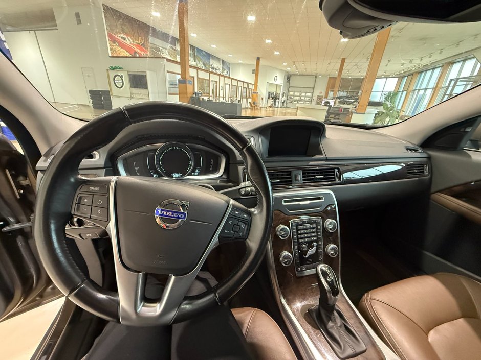 2015 Volvo XC70 T6 PREMIER PLUS-4