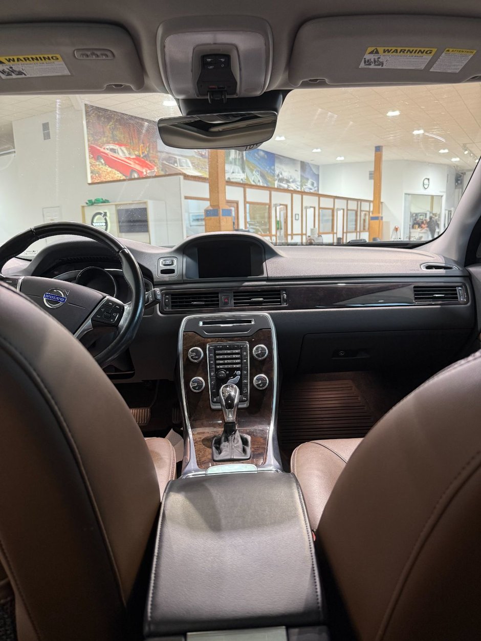 2015 Volvo XC70 T6 PREMIER PLUS-9