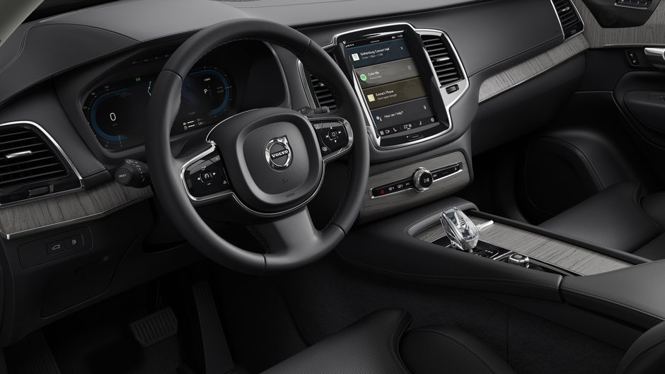 Volvo XC90 PLUG-IN HYBRID Ultra Bright Theme 2025-11