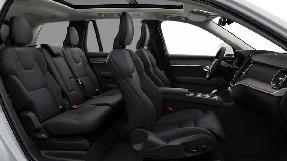 2025 Volvo XC90 Plug-In Hybrid Ultra Bright Theme-12