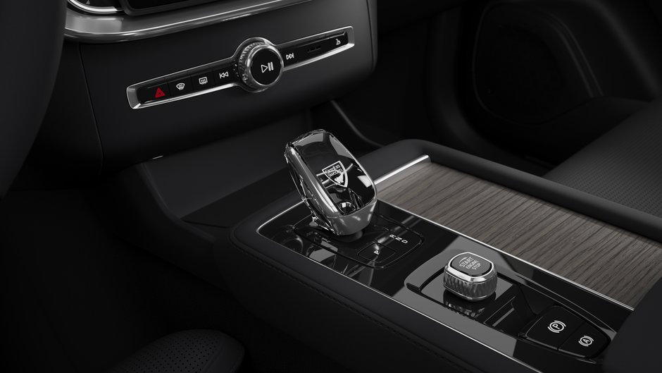 Volvo XC90 PLUG-IN HYBRID Ultra Dark Theme 2026-10