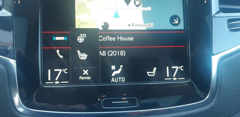 2020 Volvo XC90 T6 AWD Momentum (7-Seat)-9