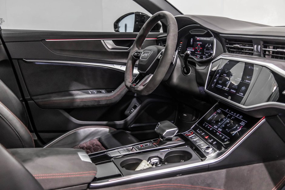 2024 Audi RS 6 Avant PERFORMANCE / 621CH / V8 4.0L / QUATTRO ++++-40