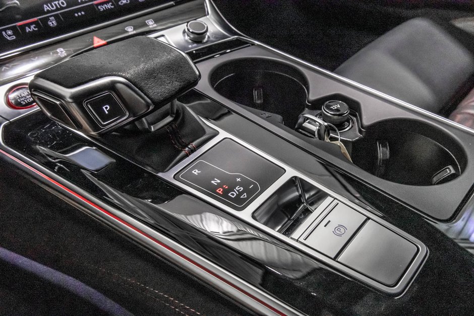 2024 Audi RS 6 Avant PERFORMANCE / 621CH / V8 4.0L / QUATTRO ++++-28