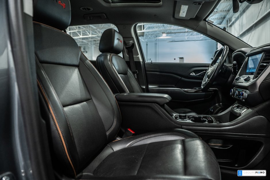 GMC Acadia AT4 / AWD / APPLE CARPLAY / BOSE / TOIT PANO+++ 2022-38