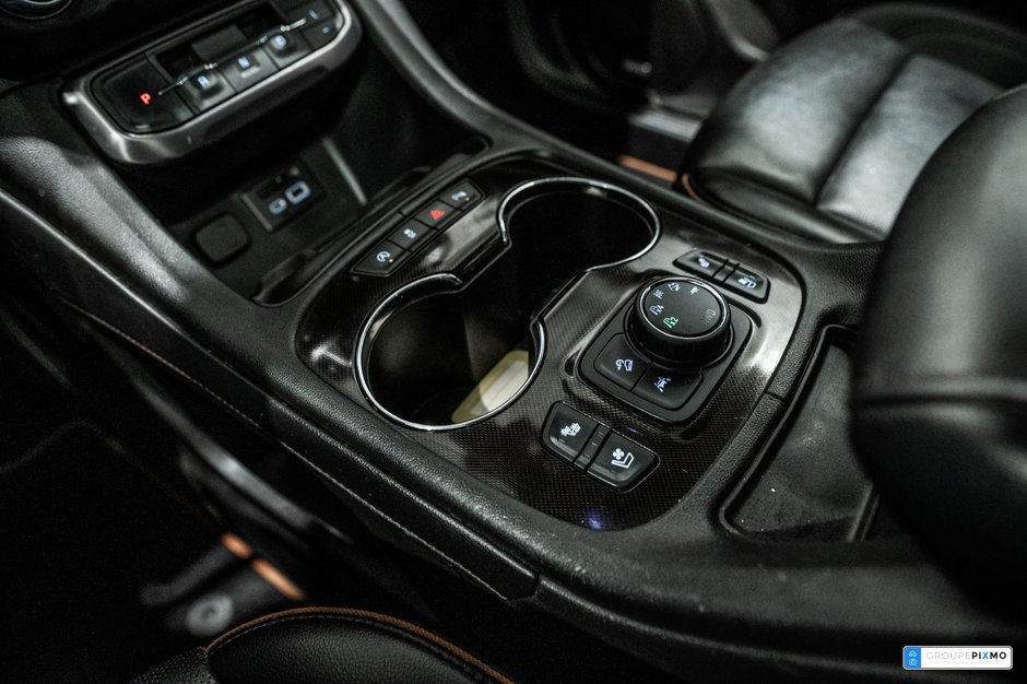 GMC Acadia AT4 / AWD / APPLE CARPLAY / BOSE / TOIT PANO+++ 2022-28