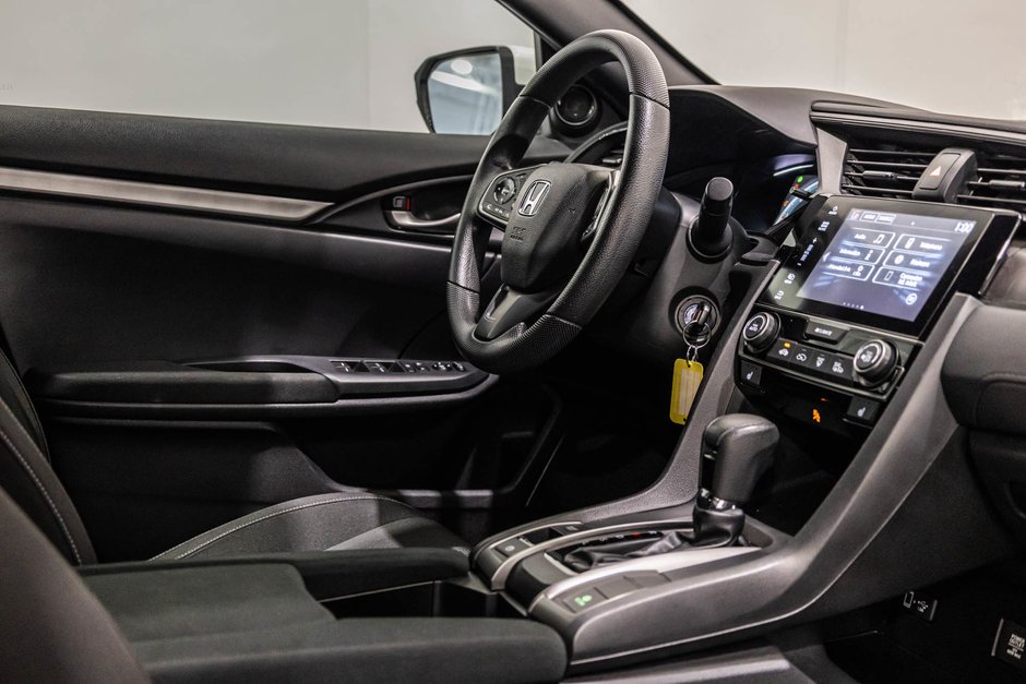 2018 Honda Civic Hatchback LX / CAMÉRA DE RECUL / A/C / SIÈGES CHAUFFANTS+++-28