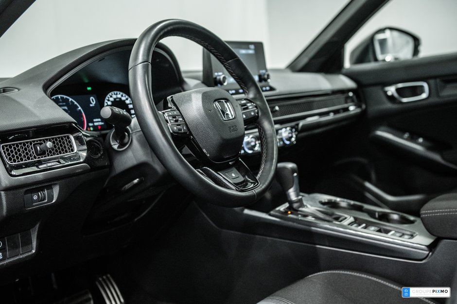 Honda Civic Hatchback SPORT / TOIT OUVRANT / APPLE CARPLAY / CAMÉRA ++++ 2024-14