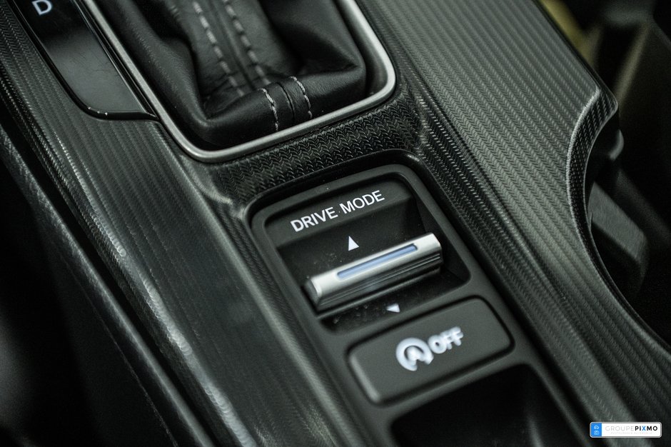 Honda Civic Hatchback SPORT / TOIT OUVRANT / APPLE CARPLAY / CAMÉRA ++++ 2024-26