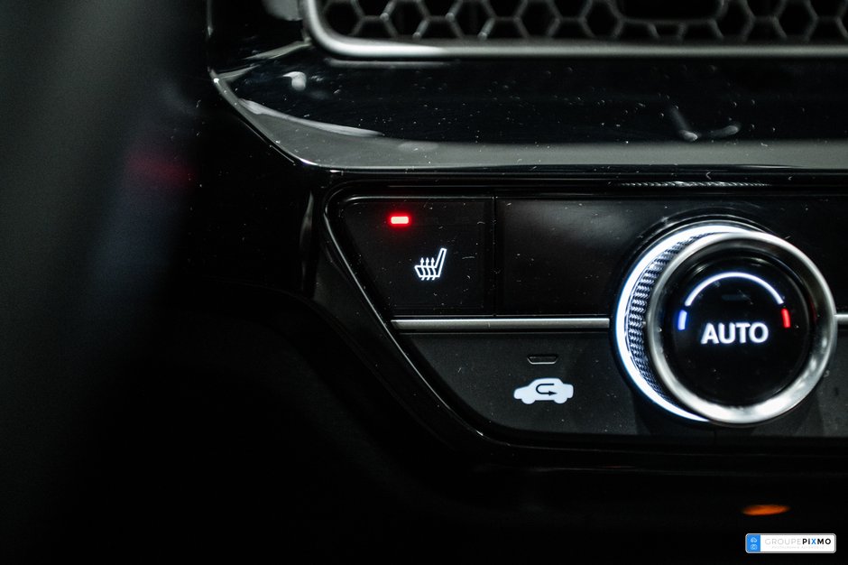 Honda Civic Hatchback SPORT / TOIT OUVRANT / APPLE CARPLAY / CAMÉRA ++++ 2024-23