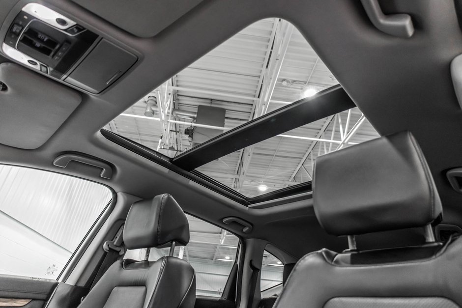 Honda CR-V TOURING / AWD / CUIR / TOIT OUVRANT / CAMÉRA +++ 2017-32
