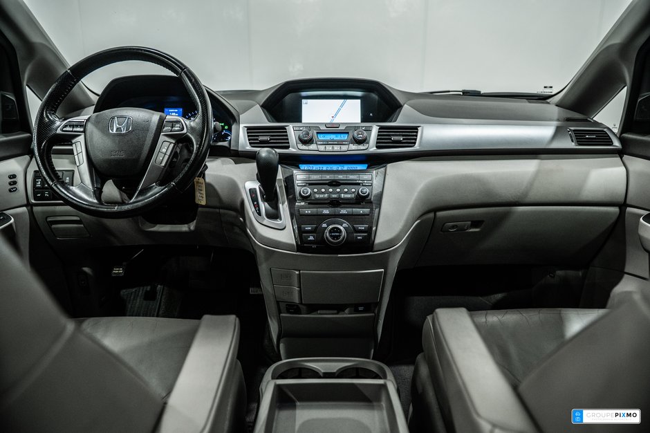 2013 Honda Odyssey TOURING / CUIR / TOIT OUVRANT / DVD / CAMÉRA+++-30