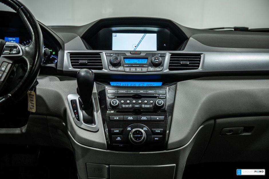 2013 Honda Odyssey TOURING / CUIR / TOIT OUVRANT / DVD / CAMÉRA+++-32