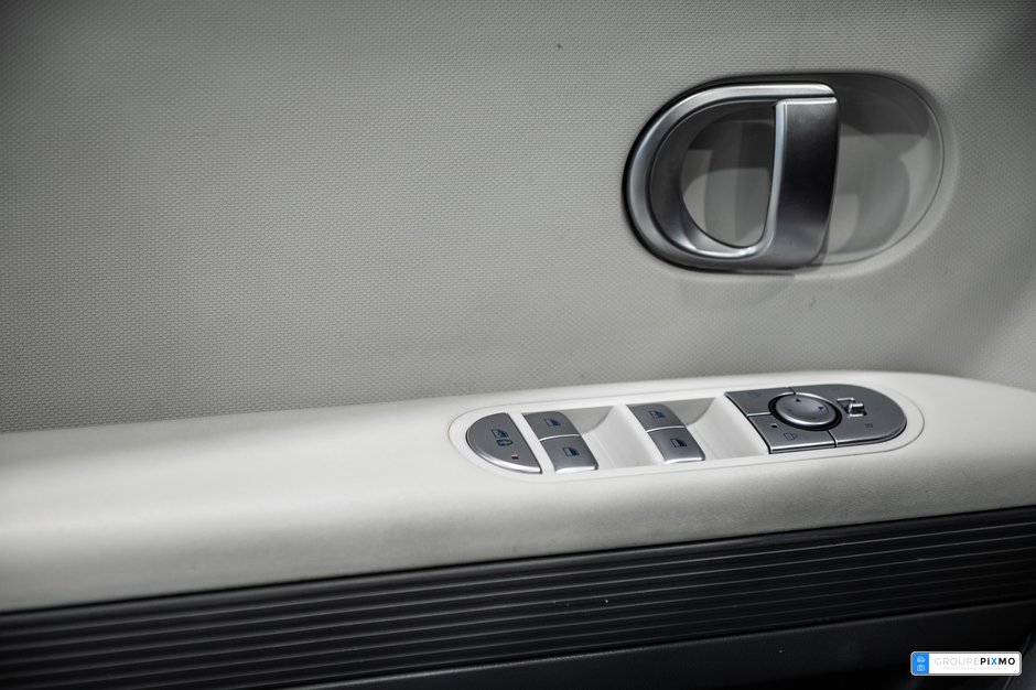 Hyundai IONIQ 5 PREFERRED / RWD / LONG RANGE / APPLE CARPLAY++ 2023-11