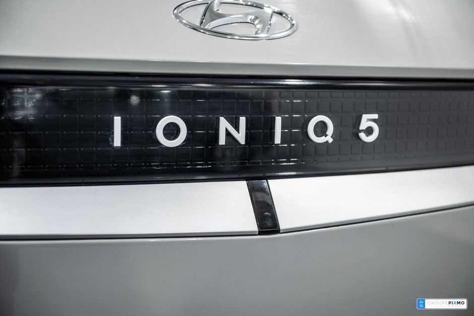 Hyundai IONIQ 5 PREFERRED / RWD / LONG RANGE / APPLE CARPLAY++ 2023-9