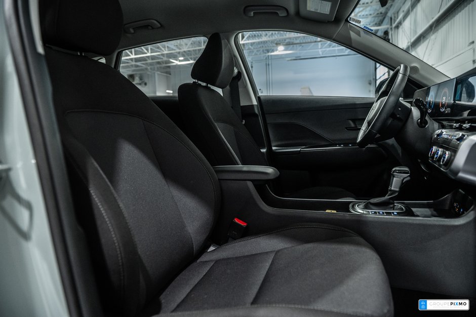 2024 Hyundai Kona PREFERRED / FWD / APPLE CARPLAY/SIÈGES CHAUFFANTS+-31