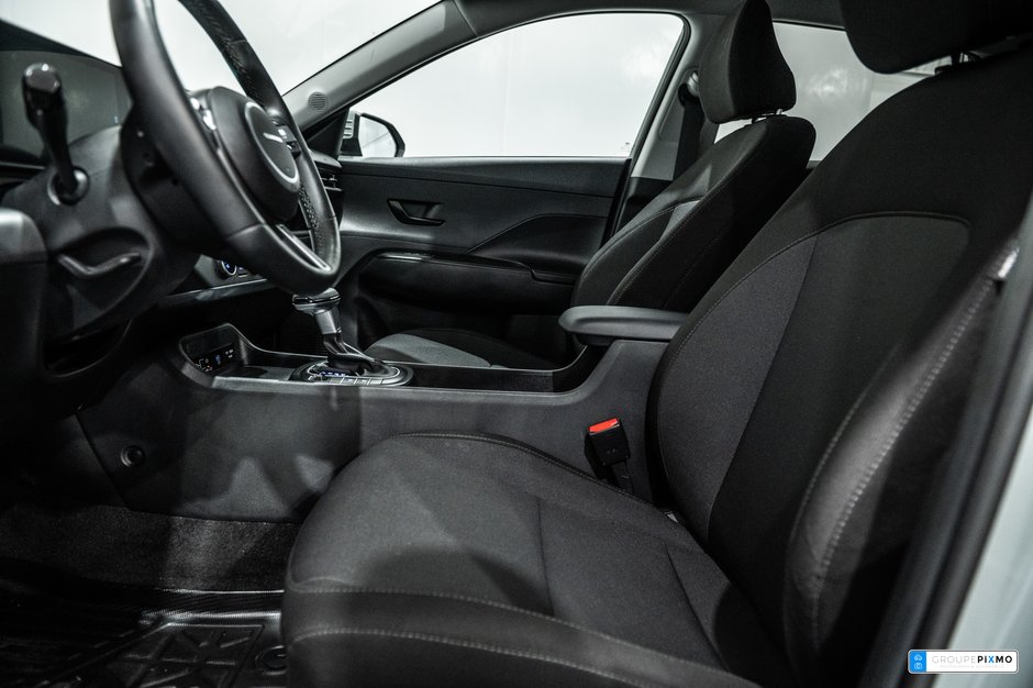 2024 Hyundai Kona PREFERRED / FWD / APPLE CARPLAY/SIÈGES CHAUFFANTS+-12