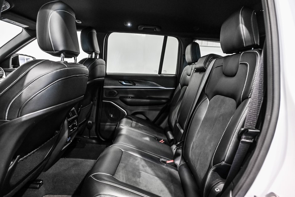 Jeep Grand Cherokee 4xe ALTITUDE / HYBRIDE BRANCHABLE / AWD / CARPLAY+++ 2024-23