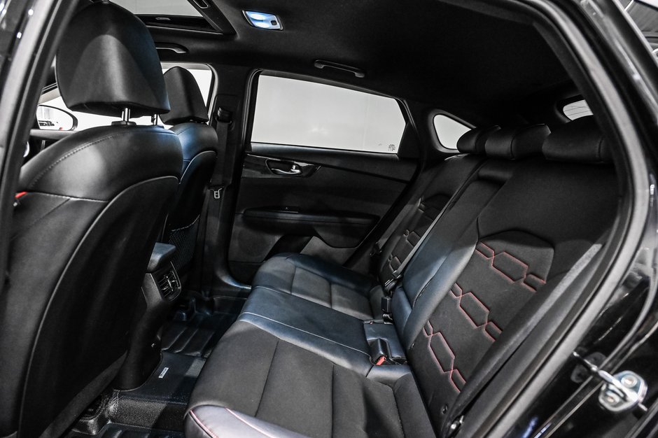 Kia Forte5 GT / APPLE CARPLAY / CAMÉRA DE RECUL / MAGS+++ 2023-21