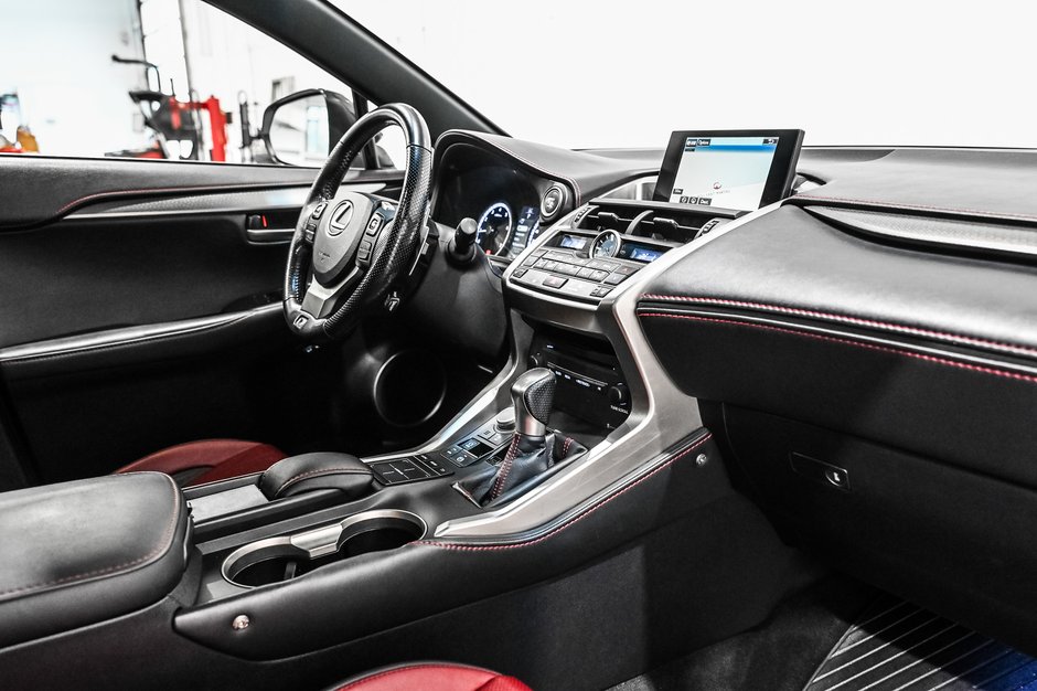 2017 Lexus NX 200t F-SPORT / CUIR / TOIT OUVRANT / CAMÉRA +++-31