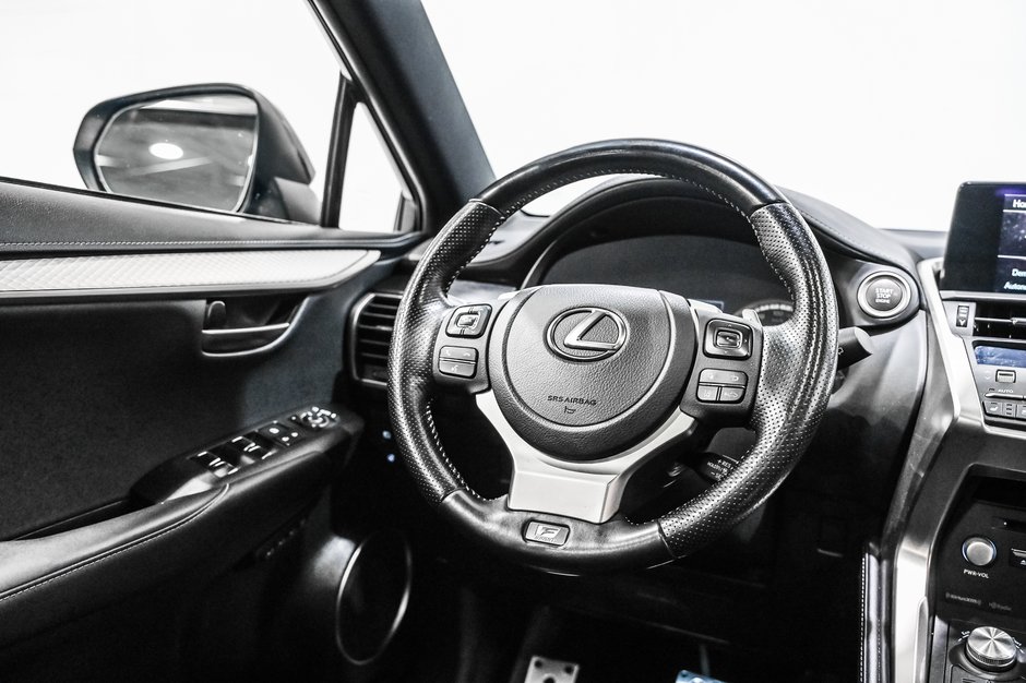 Lexus NX 300 F-SPORT 2 / APPLE CARPLAY / TOIT OUVRANT / CUIR ++ 2021-29