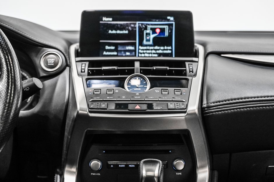 Lexus NX 300 F-SPORT 2 / APPLE CARPLAY / TOIT OUVRANT / CUIR ++ 2021-30