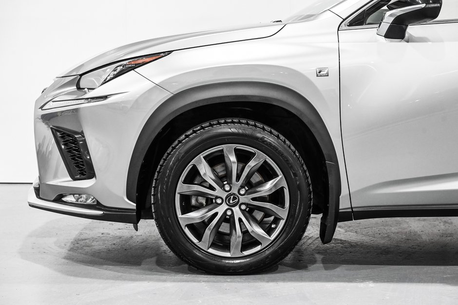 Lexus NX 300 F-SPORT 2 / APPLE CARPLAY / TOIT OUVRANT / CUIR ++ 2021-3