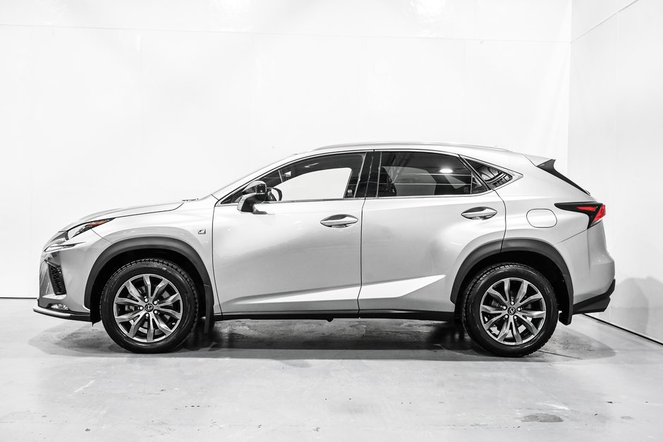 Lexus NX 300 F-SPORT 2 / APPLE CARPLAY / TOIT OUVRANT / CUIR ++ 2021-5