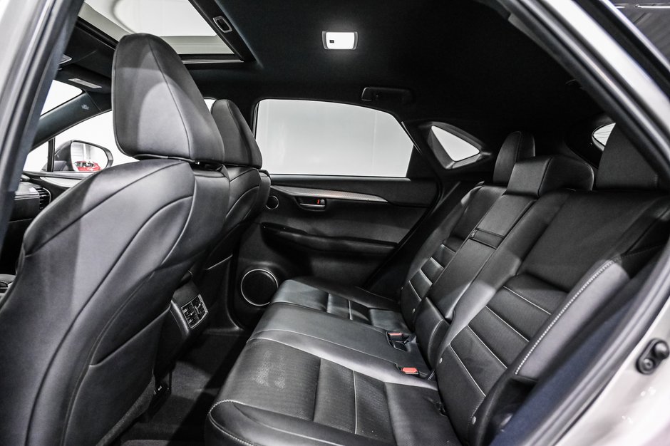 Lexus NX 300 F-SPORT 2 / APPLE CARPLAY / TOIT OUVRANT / CUIR ++ 2021-27