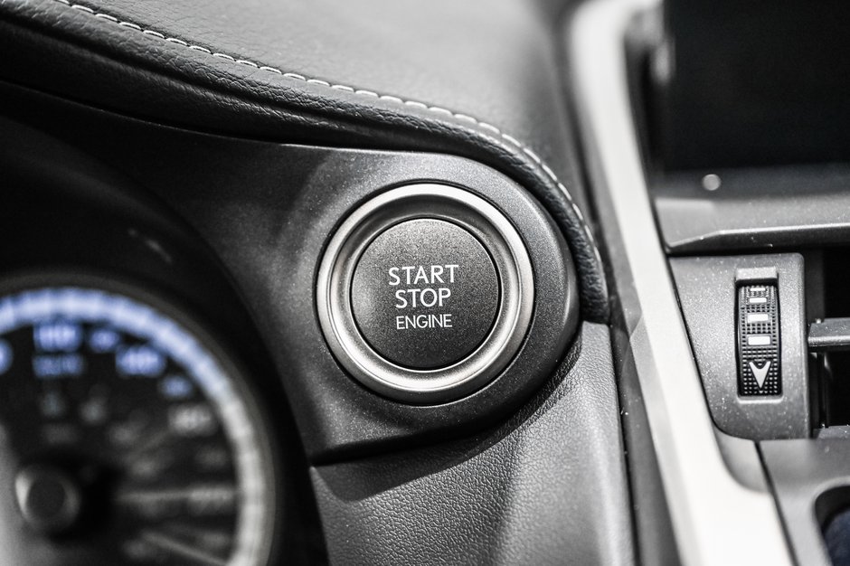 Lexus NX 300 F-SPORT 2 / APPLE CARPLAY / TOIT OUVRANT / CUIR ++ 2021-24