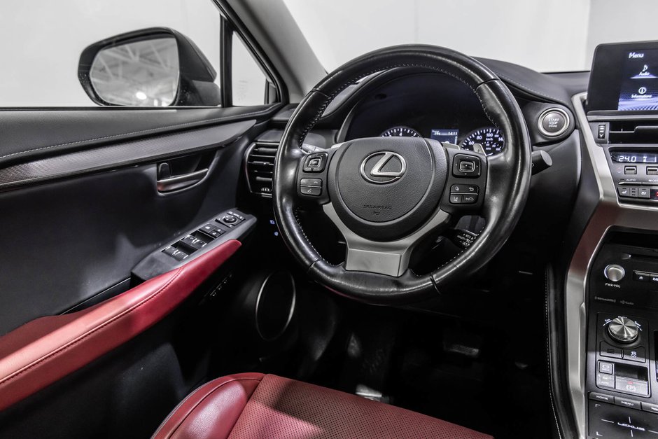 Lexus NX 300 / PREMIUM / AWD / CUIR / APPLE CARPLAY+++ 2021-35