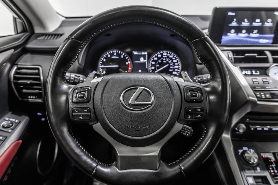Lexus NX 300 / PREMIUM / AWD / CUIR / APPLE CARPLAY+++ 2021-18
