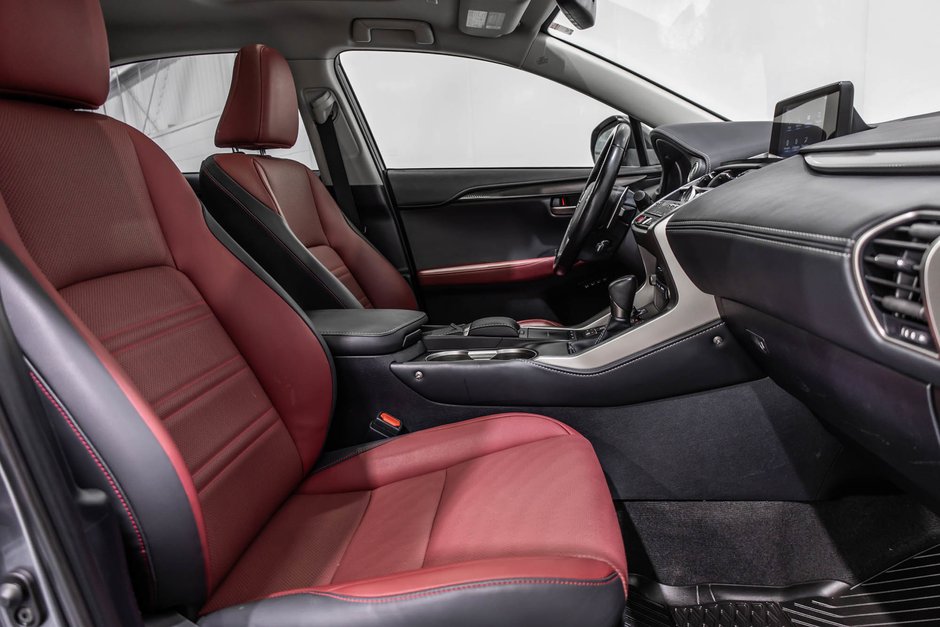 Lexus NX 300 / PREMIUM / AWD / CUIR / APPLE CARPLAY+++ 2021-37