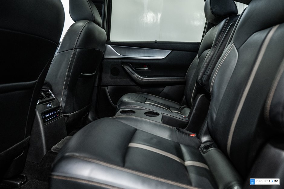 Mazda CX-90 PHEV GT / CUIR / APPLE CARPLAY / CAMÉRA 360 / TOIT PANO 2025-32