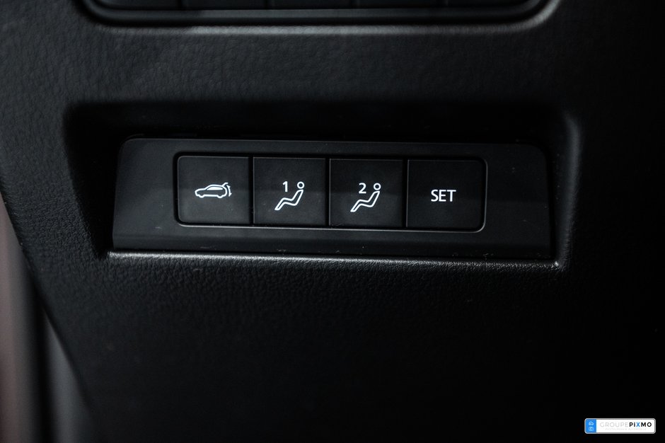 Mazda CX-90 PHEV GT / CUIR / APPLE CARPLAY / CAMÉRA 360 / TOIT PANO 2025-19