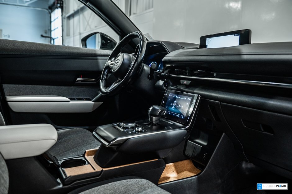 Mazda MX-30 EV GS / E SKYACTIVE / APPLE CARPLAY / CAMÉRA +++ 2023-30