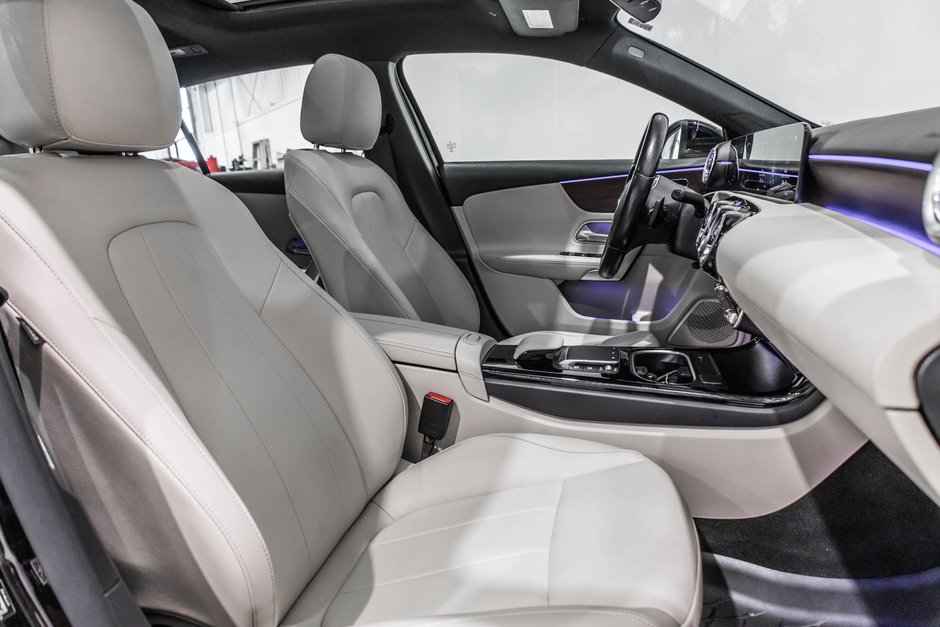 2022 Mercedes-Benz A-Class A 250 / 4MATIC / APPLE CARPLAY / CAMÉRA DE RECUL +-33