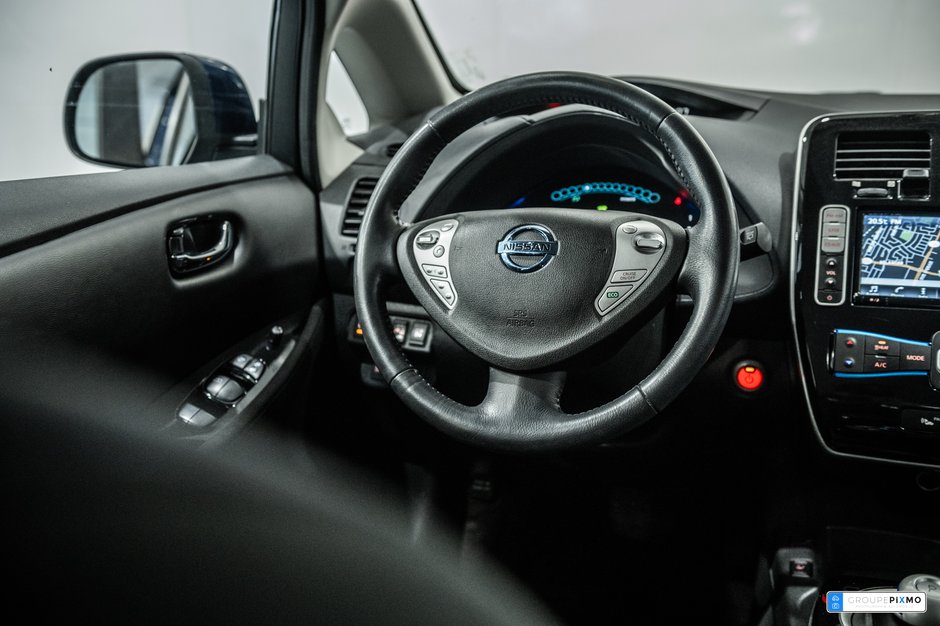 Nissan LEAF SV / CAMÉRA DE RECUL / SIÈGES CHAUFFANTS / NAV +++ 2017-30
