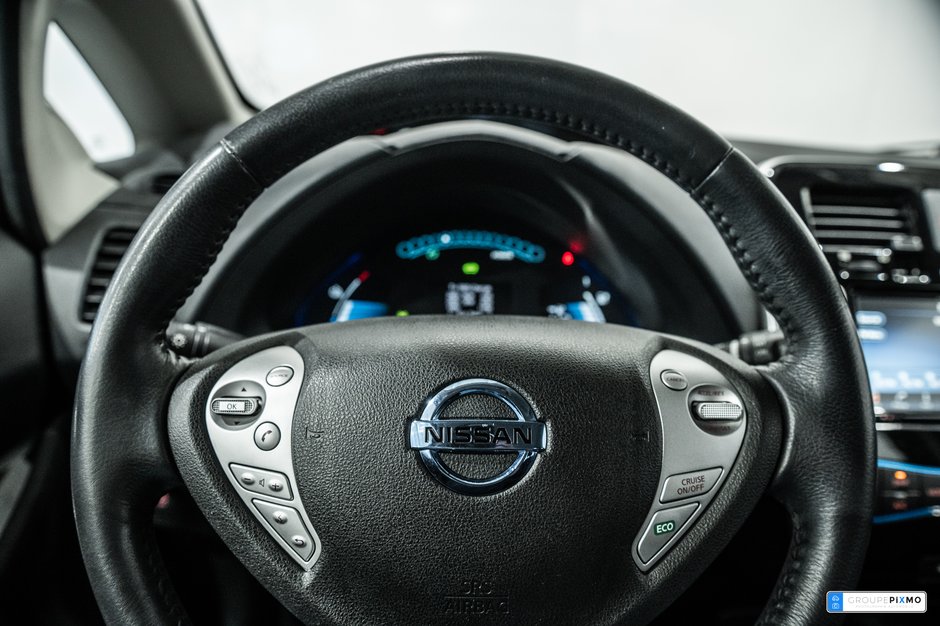 Nissan LEAF SV / CAMÉRA DE RECUL / SIÈGES CHAUFFANTS / NAV +++ 2017-17