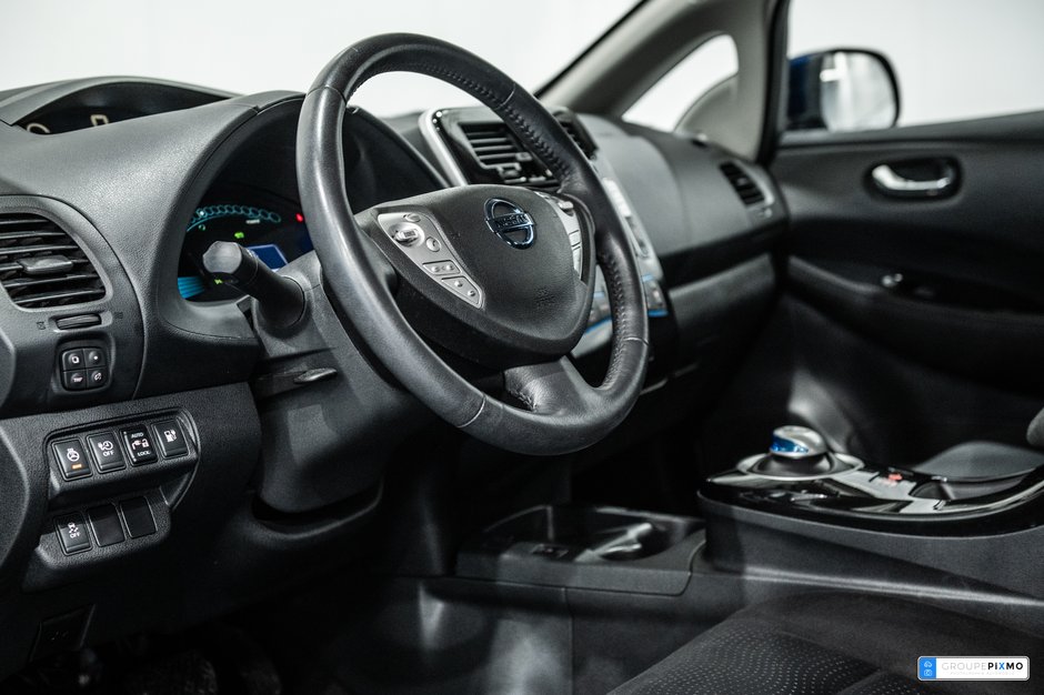 Nissan LEAF SV / CAMÉRA DE RECUL / SIÈGES CHAUFFANTS / NAV +++ 2017-14