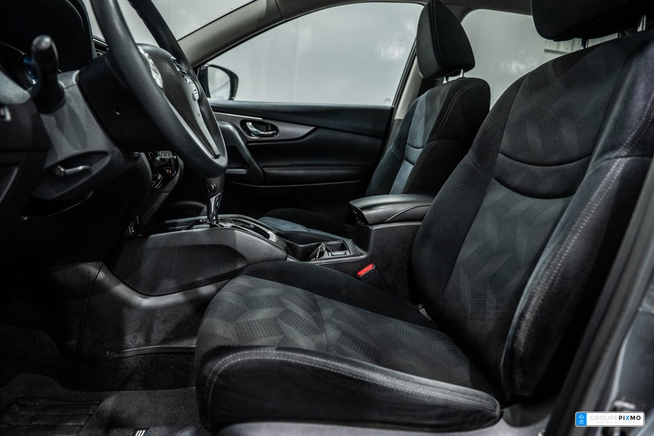 2014 Nissan Rogue SV / AWD / TOIT OUVRANT / SIÈGES CHAUFFANTS +++-13