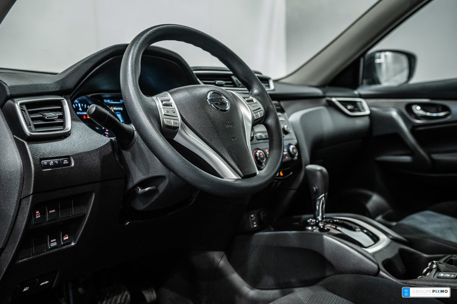2014 Nissan Rogue SV / AWD / TOIT OUVRANT / SIÈGES CHAUFFANTS +++-15
