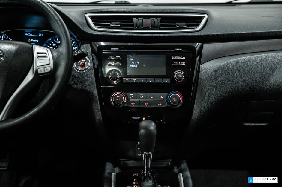 2014 Nissan Rogue SV / AWD / TOIT OUVRANT / SIÈGES CHAUFFANTS +++-30