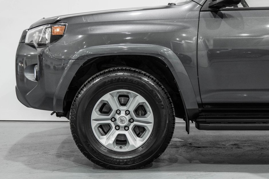2018 Toyota 4Runner SR5 / CUIR / TOIT OUVRANT / CAMÉRA DE RECUL ++-5