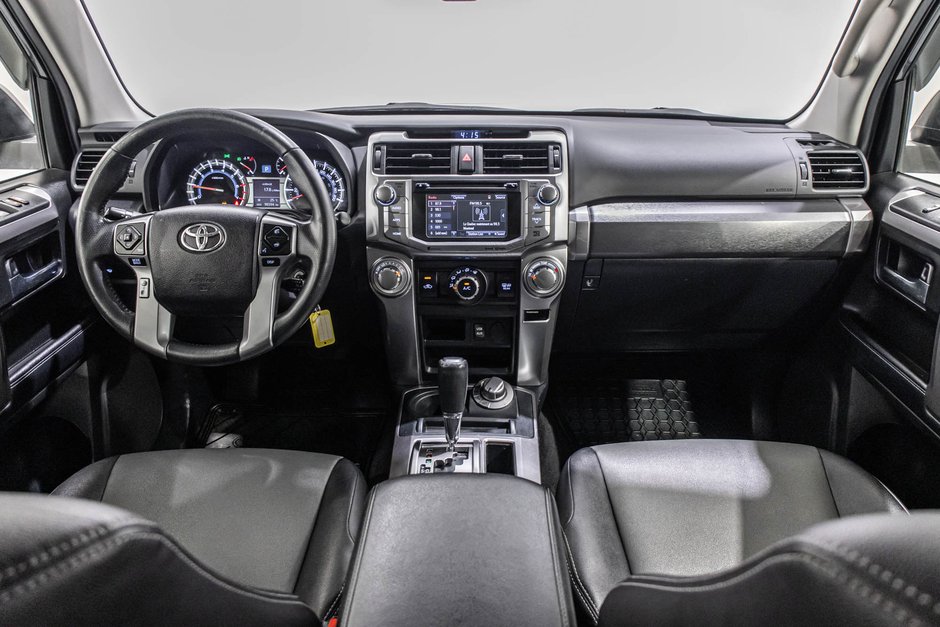 2018 Toyota 4Runner SR5 / CUIR / TOIT OUVRANT / CAMÉRA DE RECUL ++-27